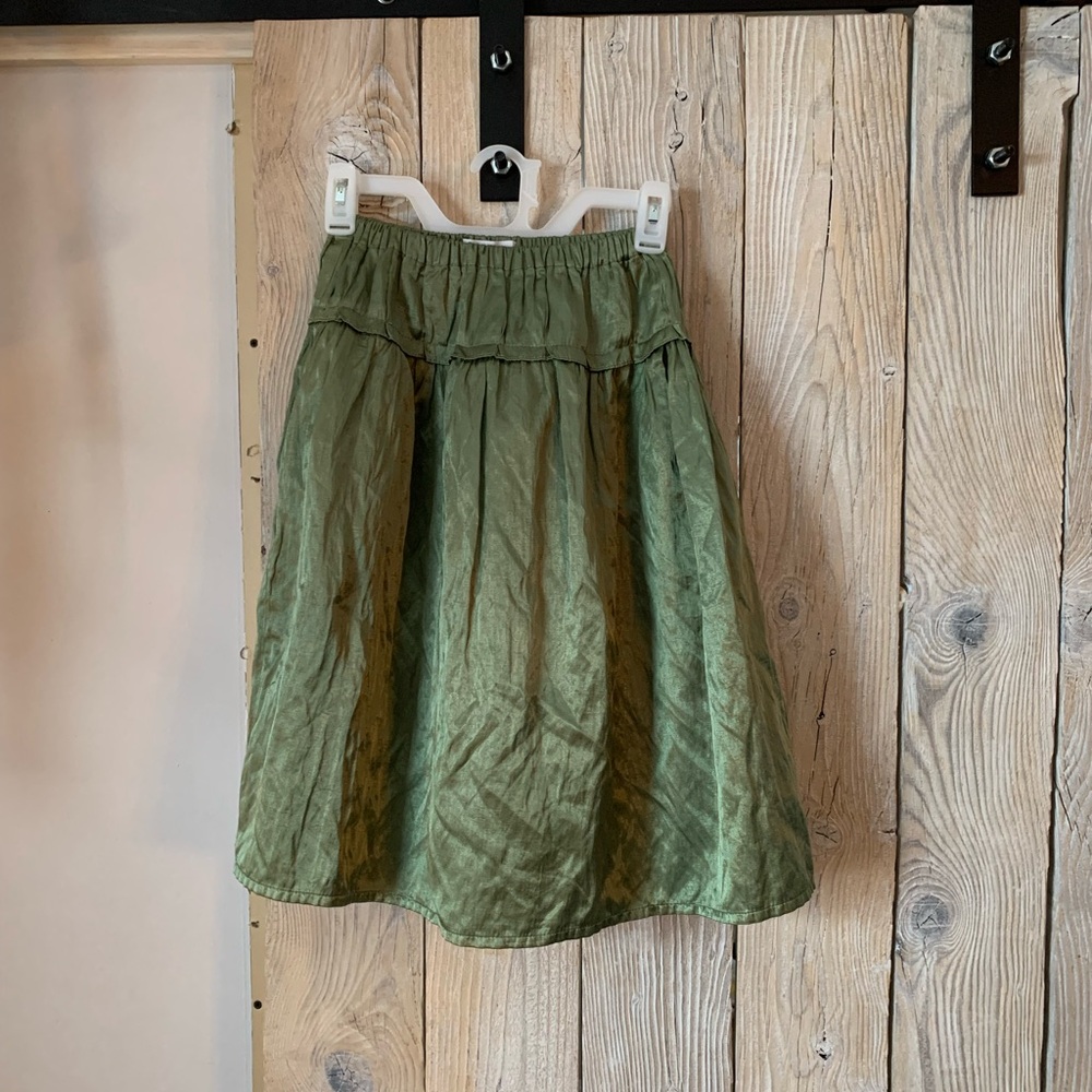 Zara girl’s skirt. Size: 10.